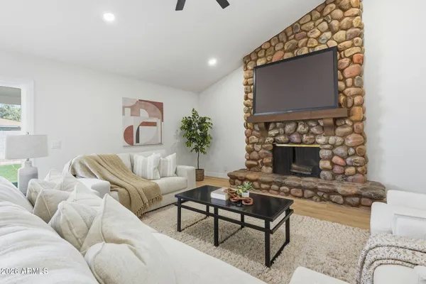 $425,900 | 2452 East Juanita Avenue, Mesa, AZ 85204