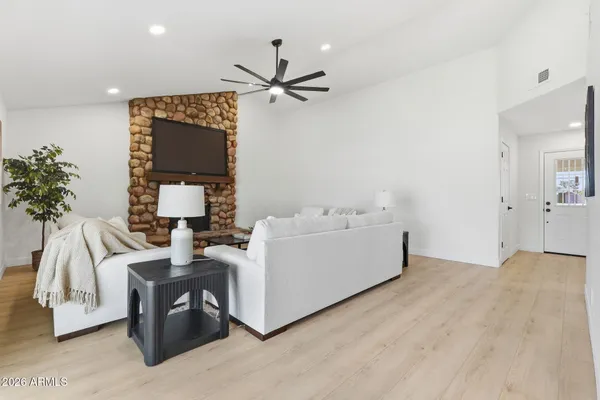 $425,900 | 2452 East Juanita Avenue, Mesa, AZ 85204