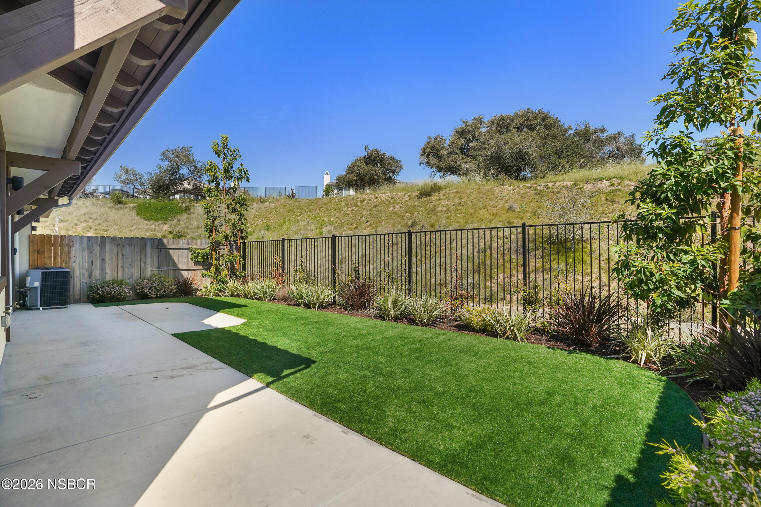 1147 Ginger Place Santa Maria, CA 93455 - Photo 28 of 55 a view of a backyard with a garden