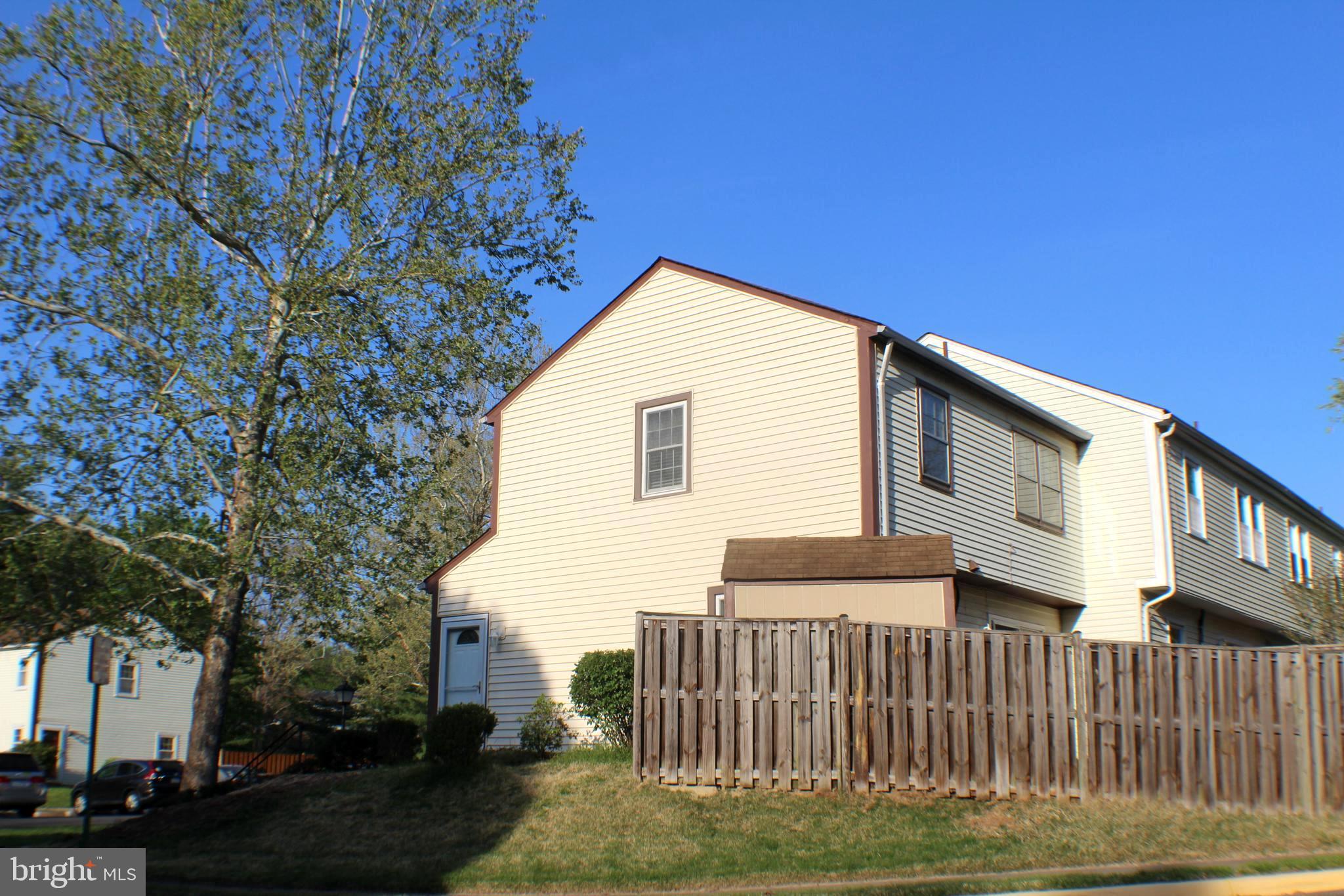 7739 Matisse Way Springfield, VA 22153 - Photo 2 of 65 End Unit Town Home