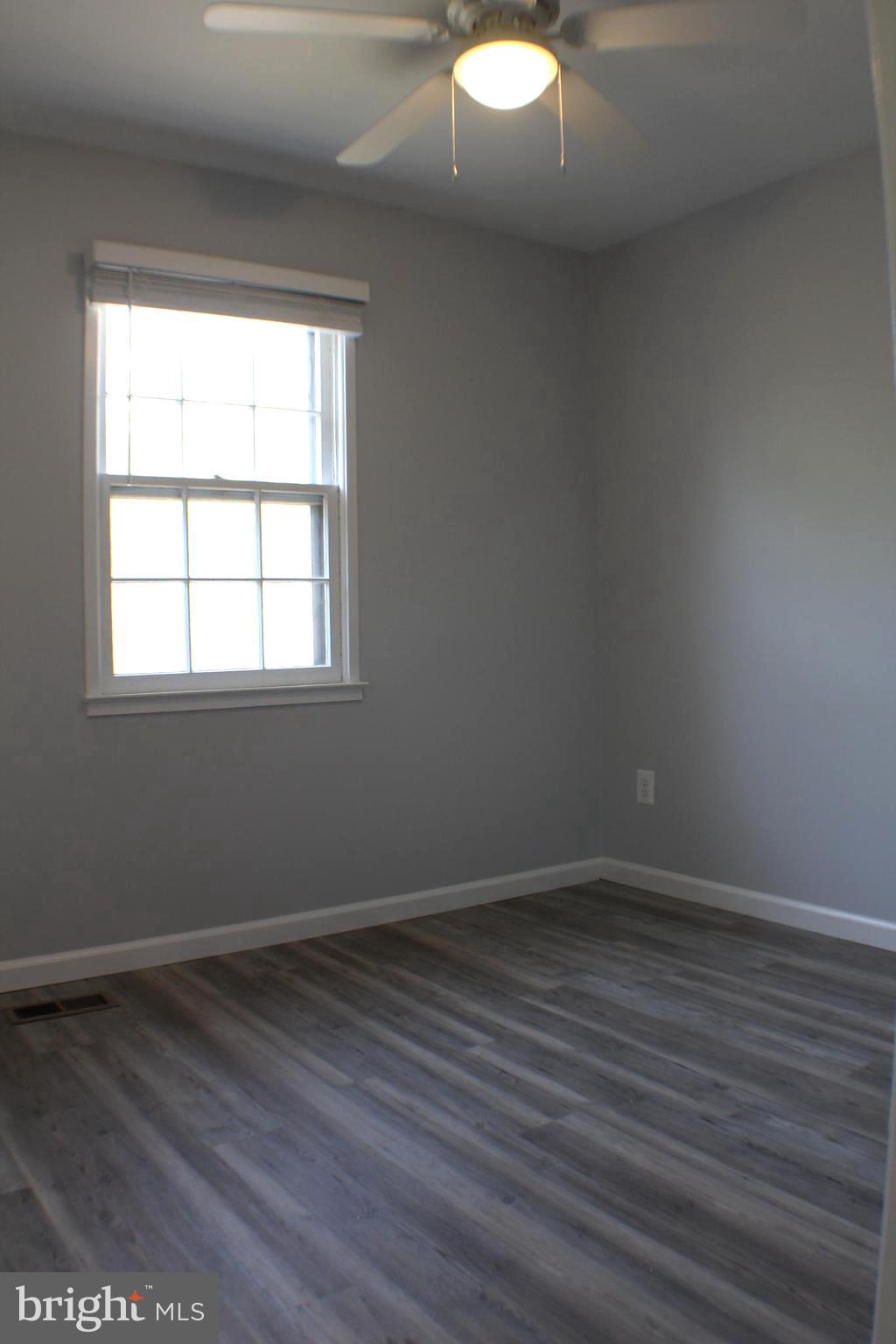 7739 Matisse Way Springfield, VA 22153 - Photo 42 of 65 Secondary bedroom 9x9.5