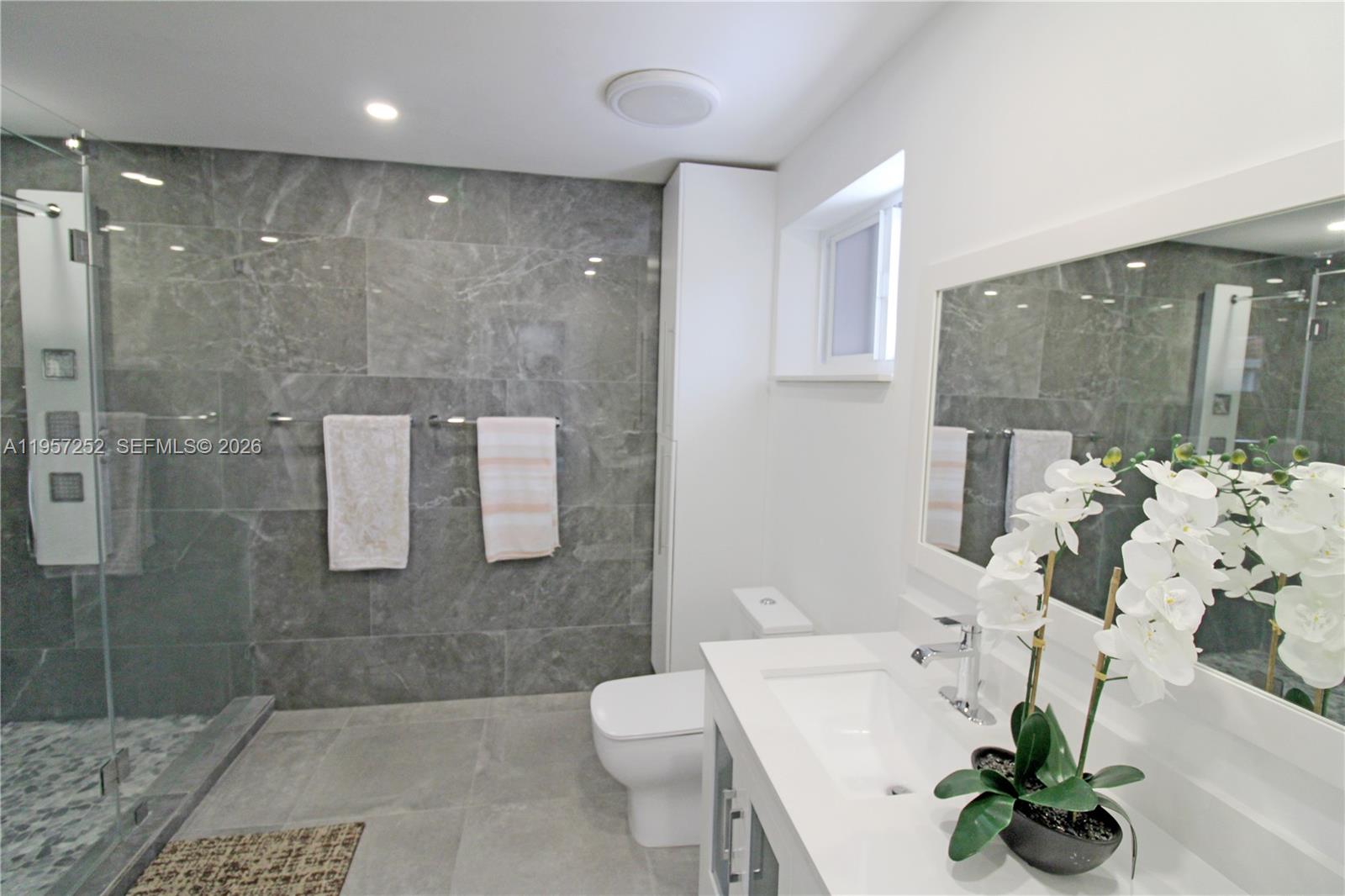 8172 Southwest 163rd Court Miami, FL 33193 - Photo 29 of 59