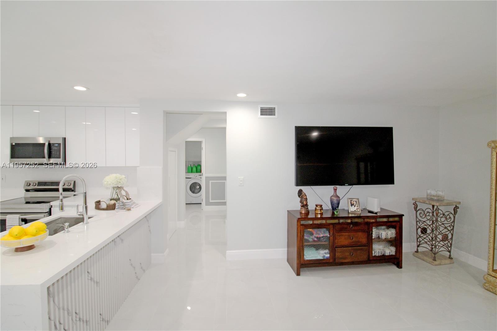 8172 Southwest 163rd Court Miami, FL 33193 - Photo 40 of 59