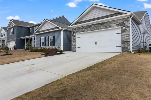 $429,900 | 8475 Raspberry Way, Ooltewah, TN 37363
