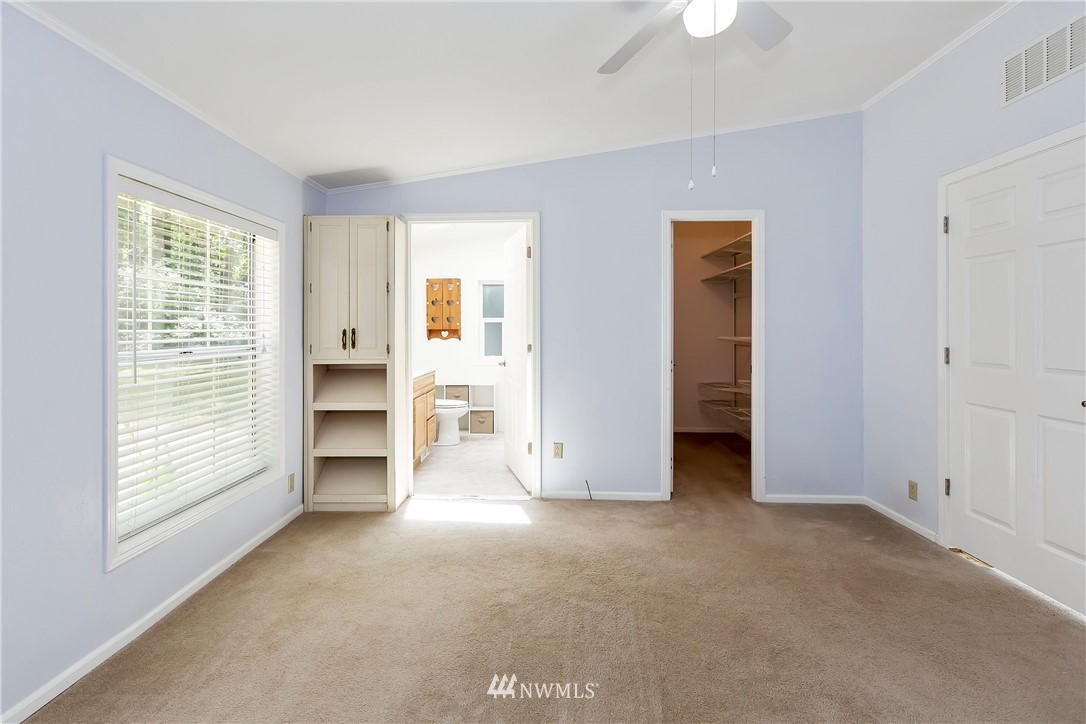 6969 Southeast Sedgwick Road Port Orchard, WA 98366 - Photo 15 of 38 Gallery Image 15