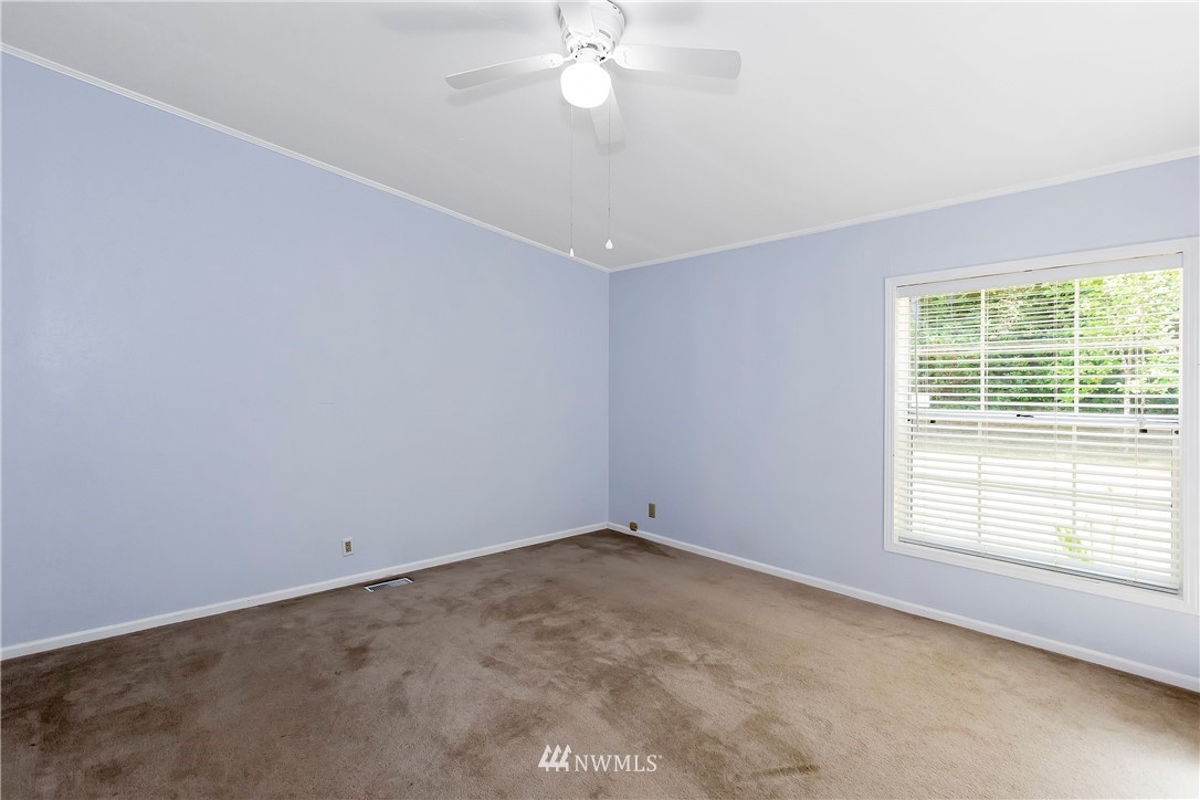6969 Southeast Sedgwick Road Port Orchard, WA 98366 - Photo 17 of 38 Gallery Image 17