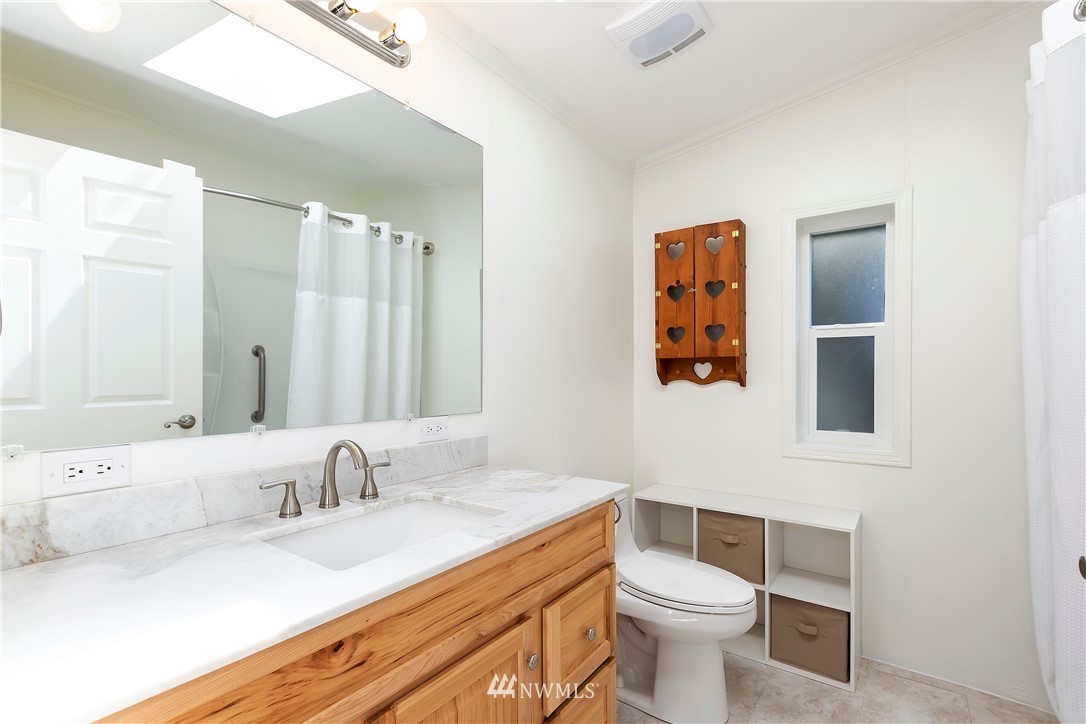 6969 Southeast Sedgwick Road Port Orchard, WA 98366 - Photo 18 of 38 Gallery Image 18