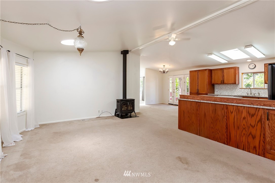 6969 Southeast Sedgwick Road Port Orchard, WA 98366 - Photo 4 of 38 Gallery Image 4