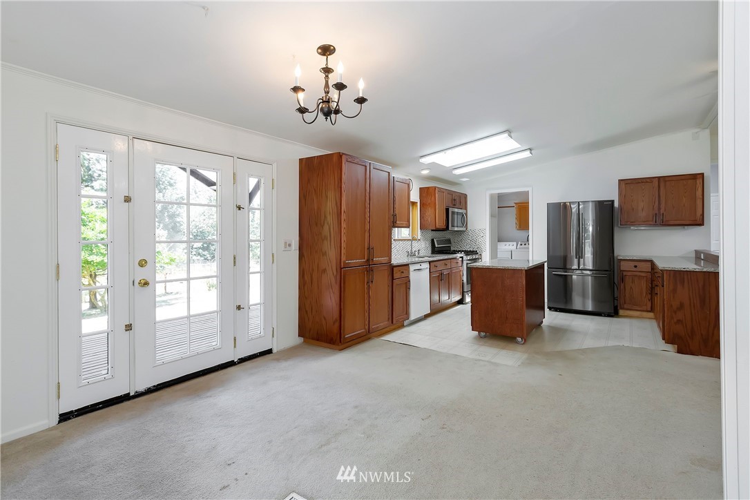 6969 Southeast Sedgwick Road Port Orchard, WA 98366 - Photo 9 of 38 Gallery Image 9