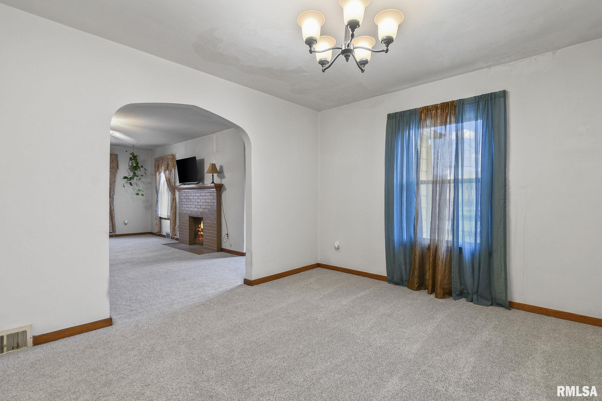 3253 South 6th Street Springfield, IL 62703 - Photo 11 of 33