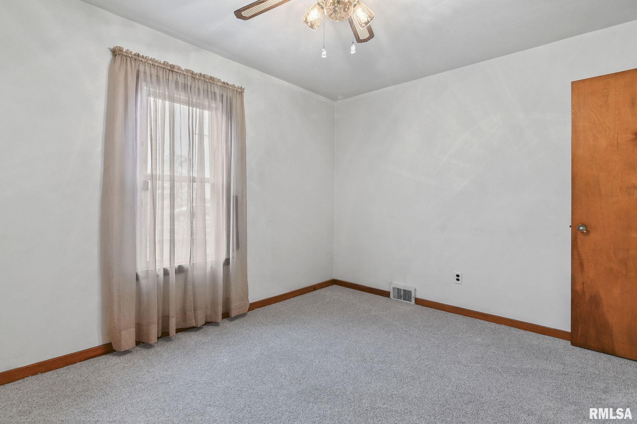 3253 South 6th Street Springfield, IL 62703 - Photo 19 of 33