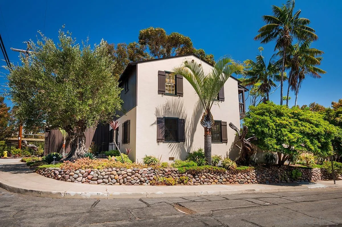 305 West Olive Street San Diego, CA 92103 - Photo 2 of 74 a front view of a house with garden