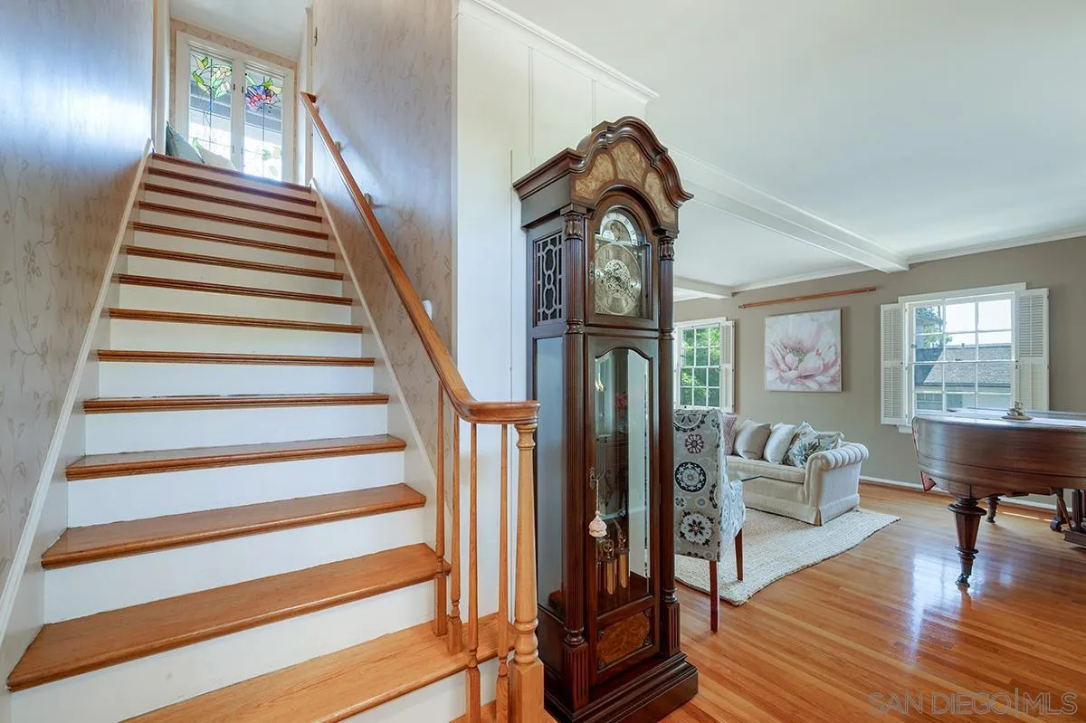 305 West Olive Street San Diego, CA 92103 - Photo 6 of 74 a view of entryway and hall with wooden floor