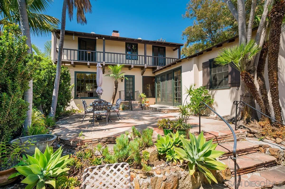 305 West Olive Street San Diego, CA 92103 - Photo 64 of 74 a view of a house with backyard and sitting area