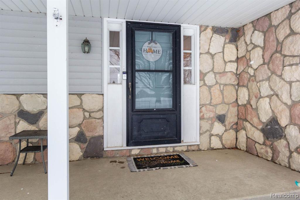 20500 Armada Ridge Road Armada, MI 48005 - Photo 5 of 47 Gallery Image 5