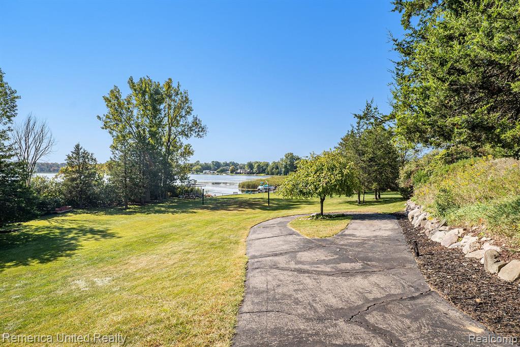 4315 Cedar Lake Road Howell, MI 48843 - Photo 39 of 48