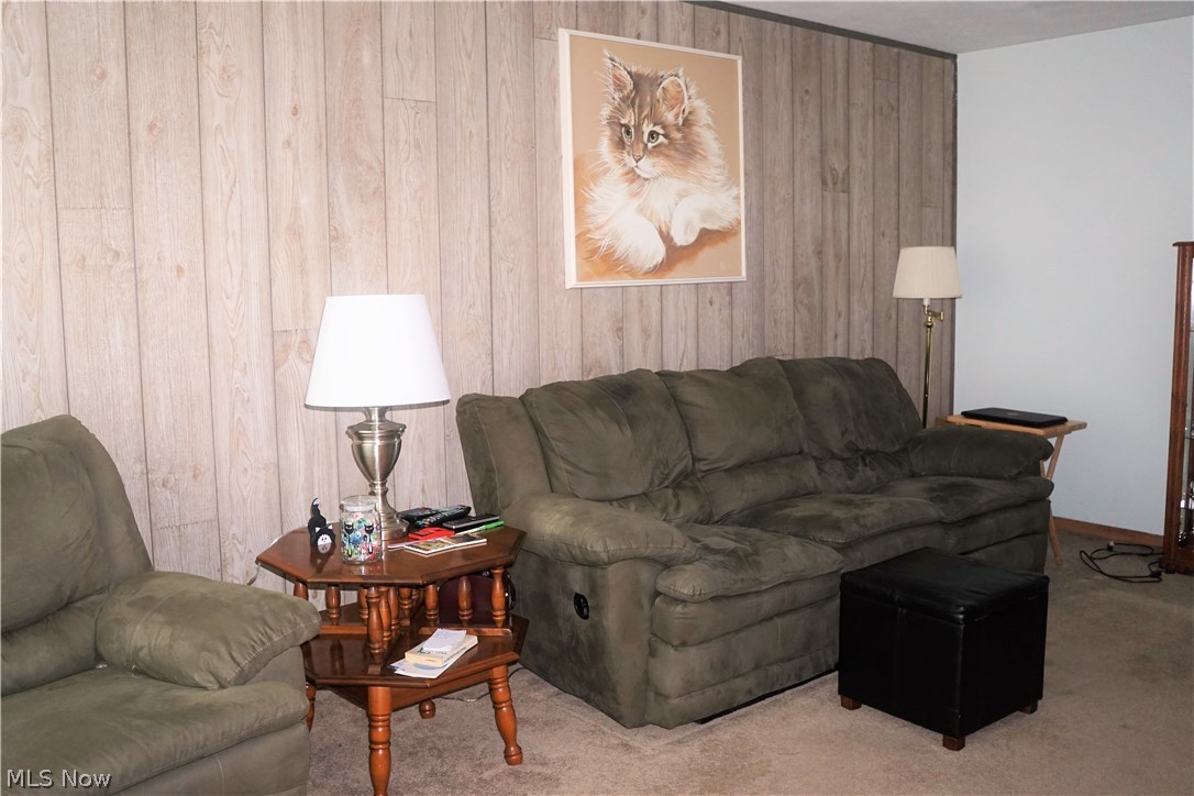 16901 Martha Road Cleveland, OH 44135 - Photo 7 of 22 Gallery Image 7