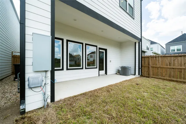 $2,350 | 11325 Stonework Garden Lane, Houston, TX 77076