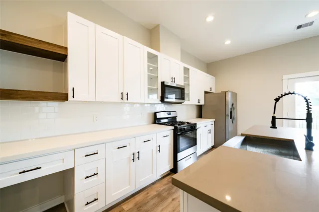 $2,350 | 11325 Stonework Garden Lane, Houston, TX 77076