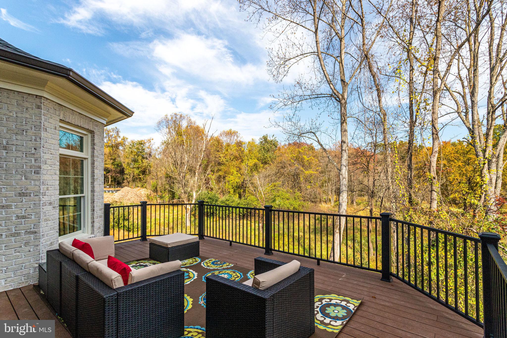 950 Walker Road Great Falls, VA 22066 - Photo 14 of 56 Gallery Image 14
