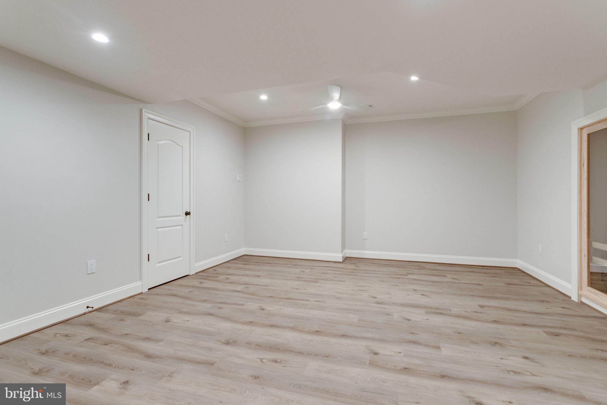 950 Walker Road Great Falls, VA 22066 - Photo 52 of 56 Gallery Image 52