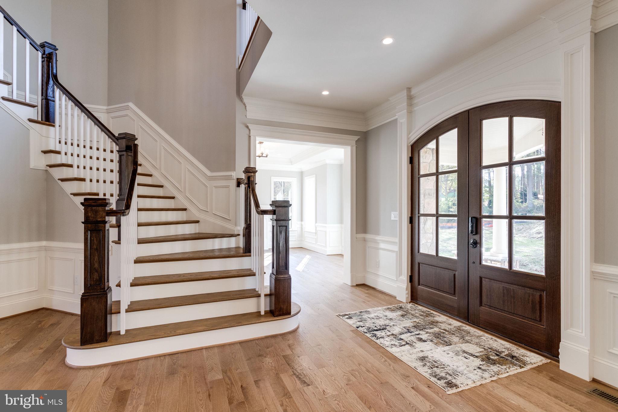 950 Walker Road Great Falls, VA 22066 - Photo 7 of 56 Gallery Image 7
