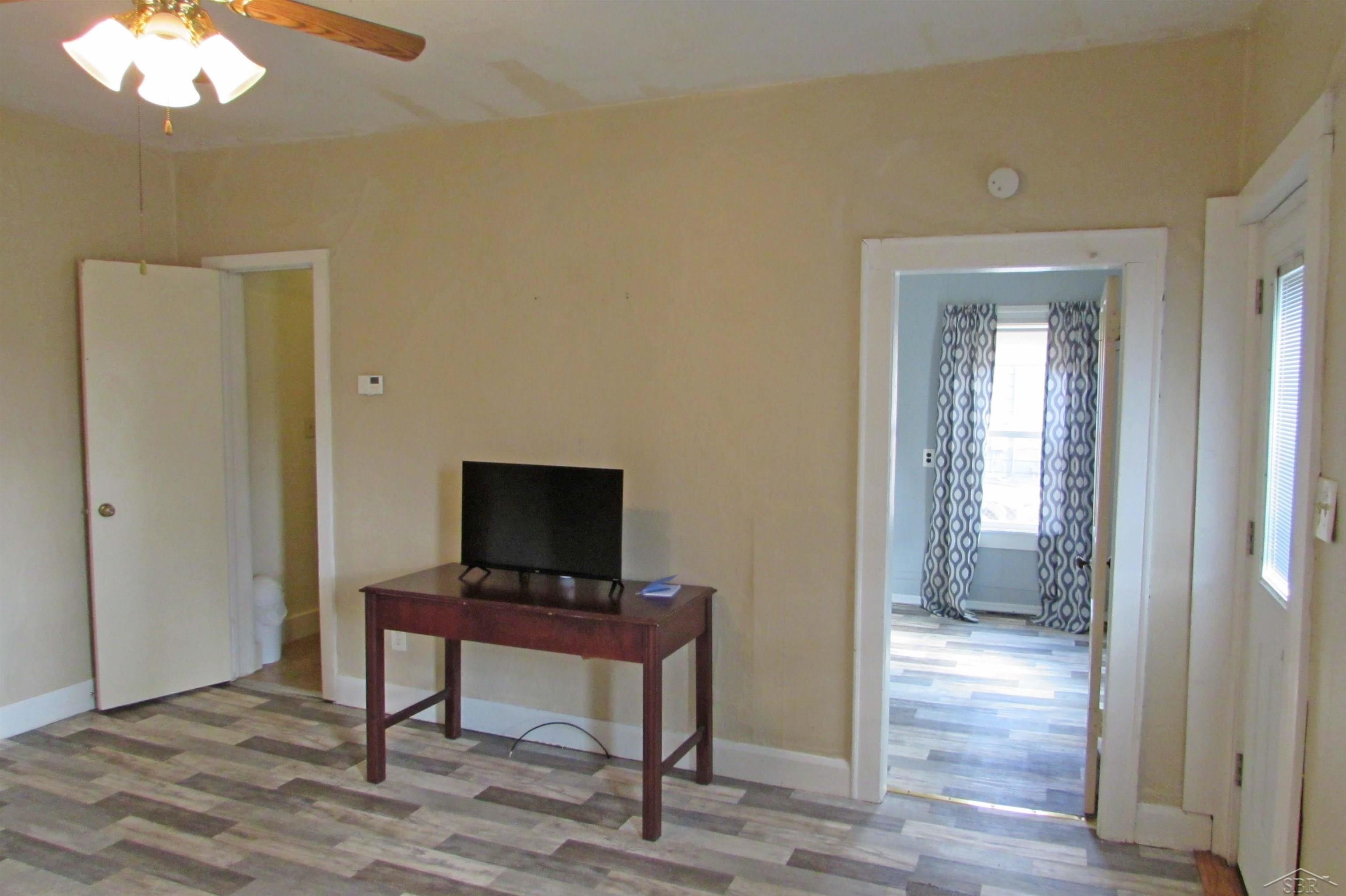 307 North Line Street Chesaning, MI 48616 - Photo 12 of 23