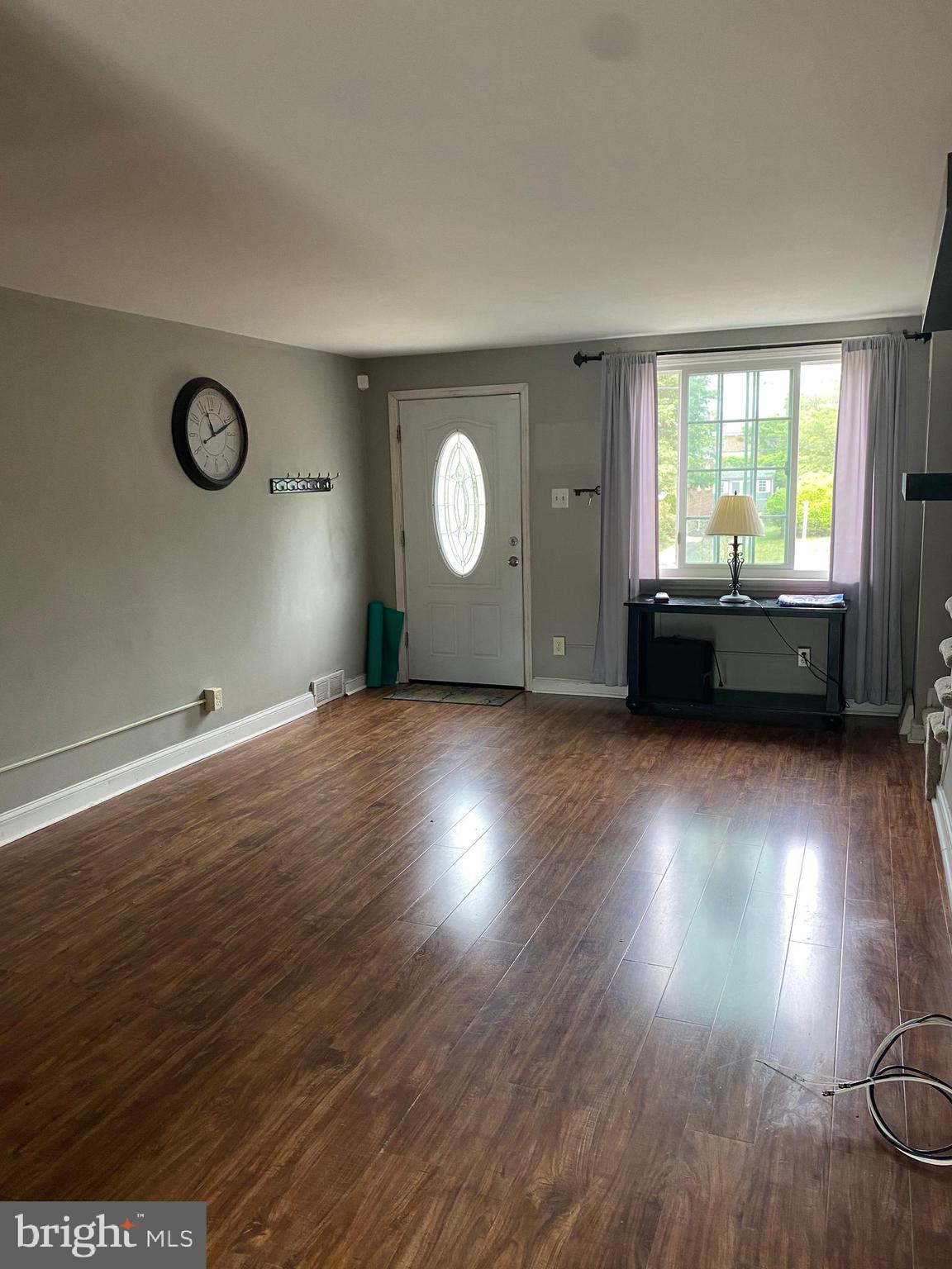 352 Rively Avenue Collingdale, PA 19023 - Photo 7 of 28 Living Room