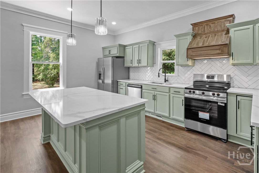 674 Dunlevie Road Allenhurst, GA 31301 - Photo 2 of 42