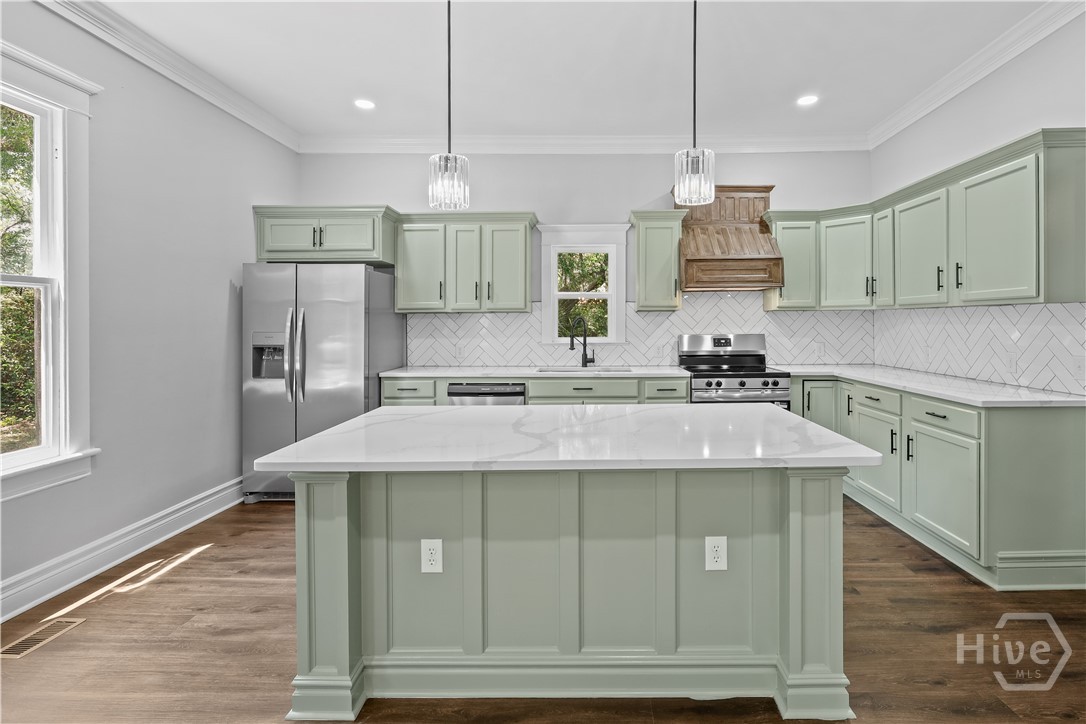674 Dunlevie Road Allenhurst, GA 31301 - Photo 5 of 42
