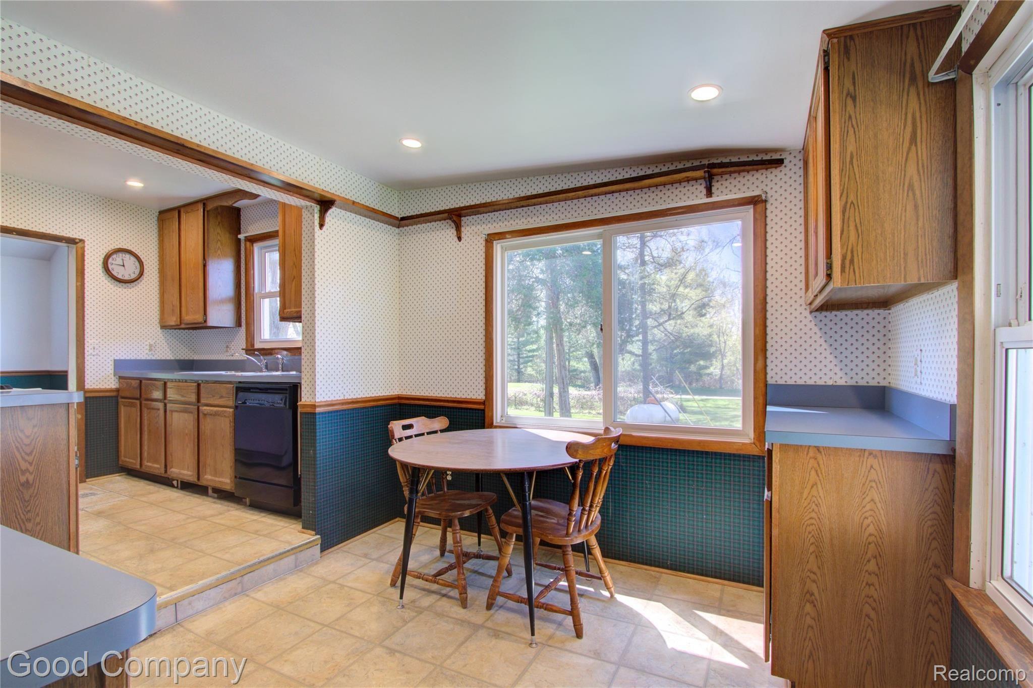8455 Ellis Road Clarkston, MI 48348 - Photo 12 of 49 8455 Ellis Rd. 12