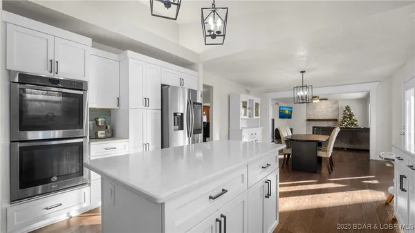 $580,000 | 5866 Bluebird Circle, Osage Beach, MO 65065