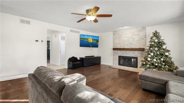 $580,000 | 5866 Bluebird Circle, Osage Beach, MO 65065