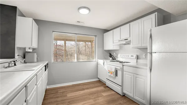 $580,000 | 5866 Bluebird Circle, Osage Beach, MO 65065