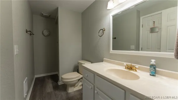 $580,000 | 5866 Bluebird Circle, Osage Beach, MO 65065