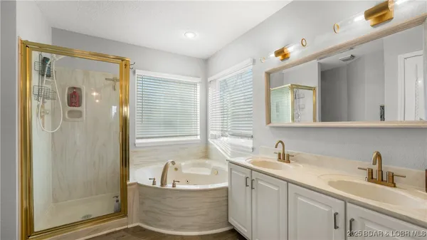 $580,000 | 5866 Bluebird Circle, Osage Beach, MO 65065