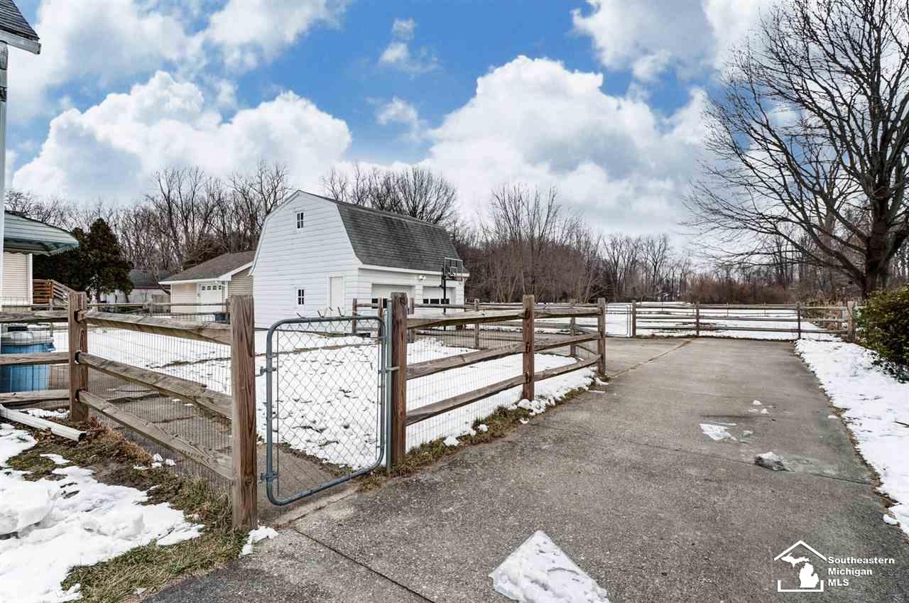 6902 Summerfield Road Temperance, MI 48182 - Photo 9 of 37