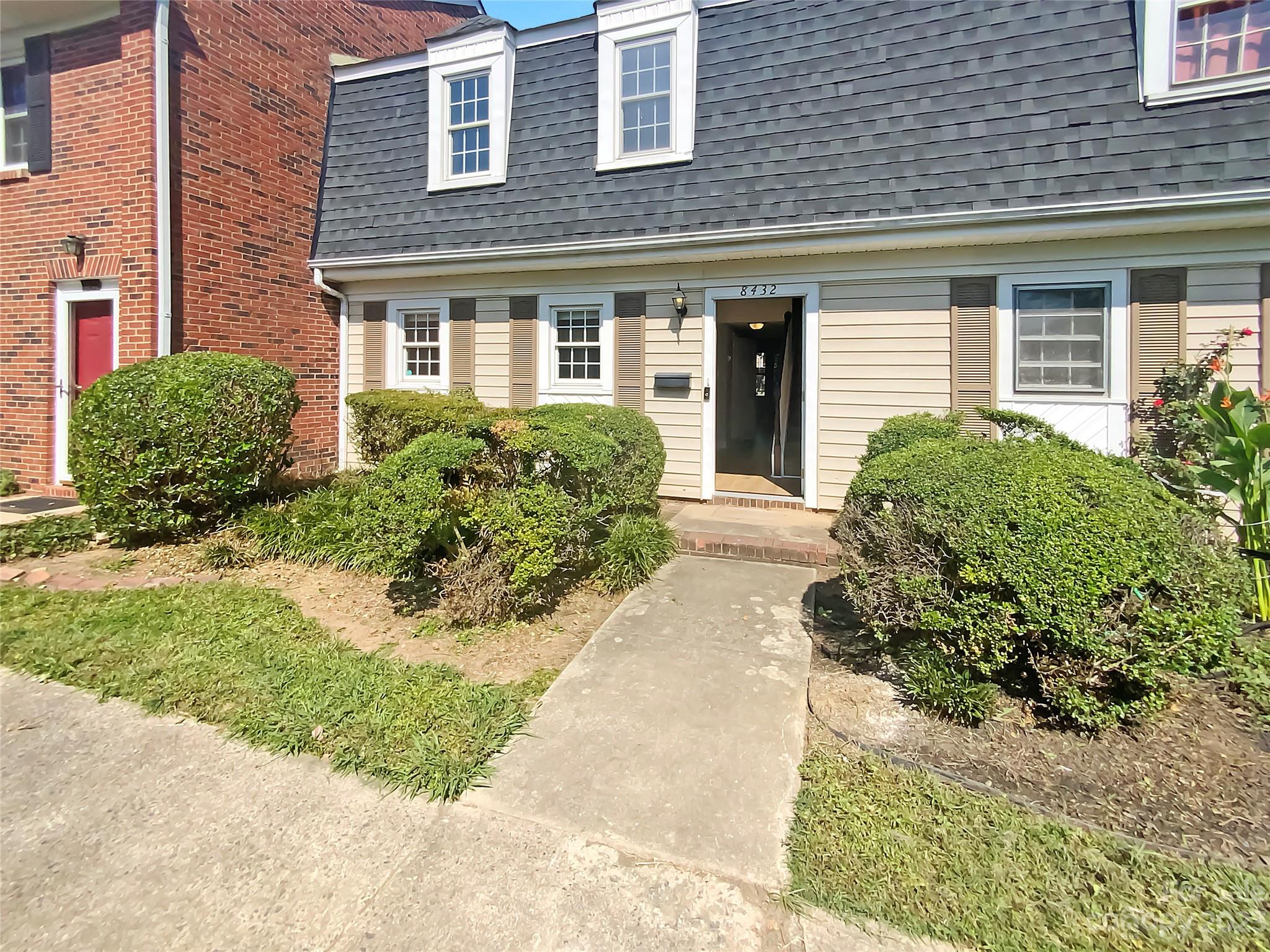 8432 Knights Bridge Road Charlotte, NC 28210 - Photo 1 of 23 Gallery Image 1