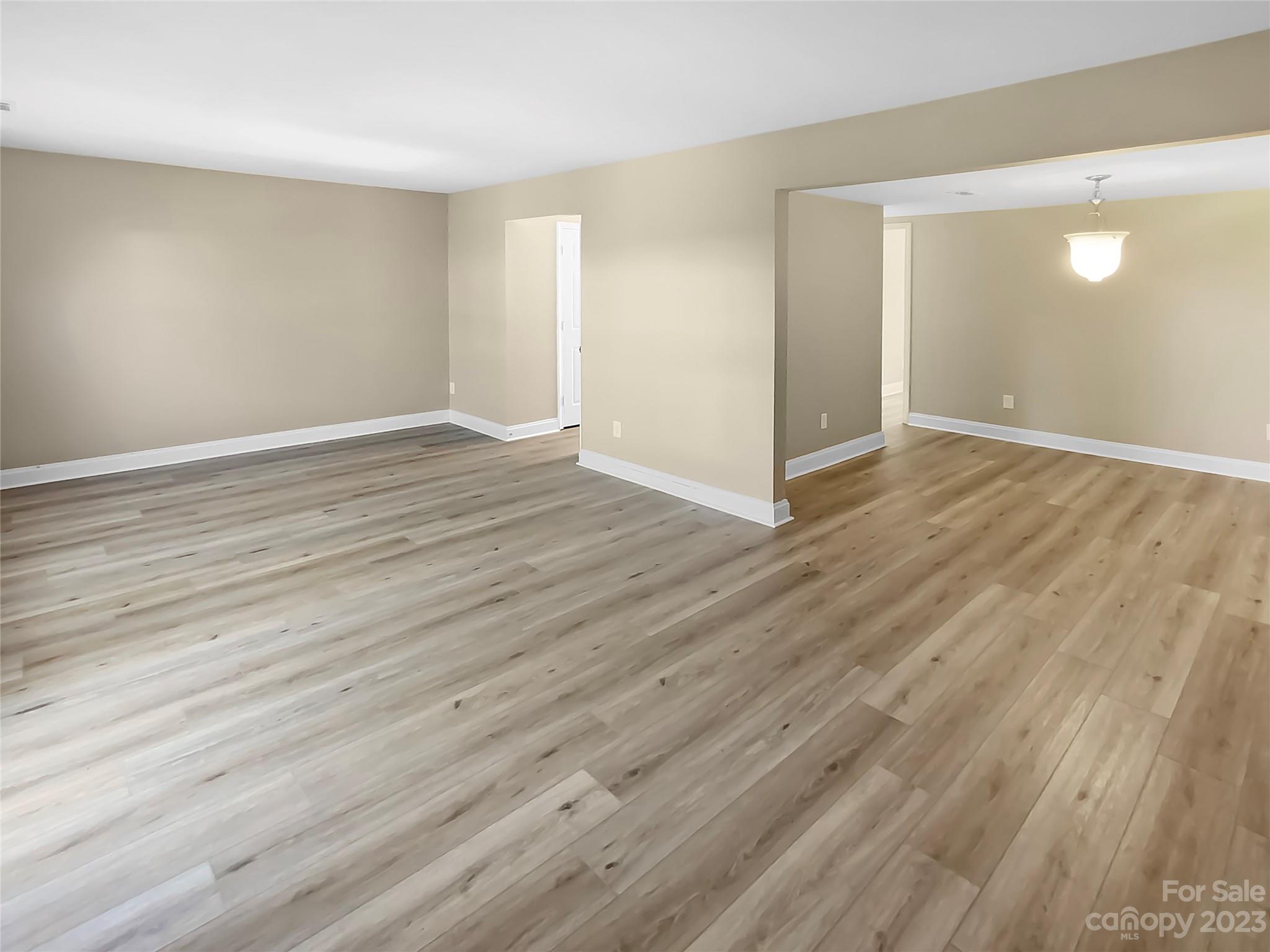8432 Knights Bridge Road Charlotte, NC 28210 - Photo 3 of 23 Gallery Image 3