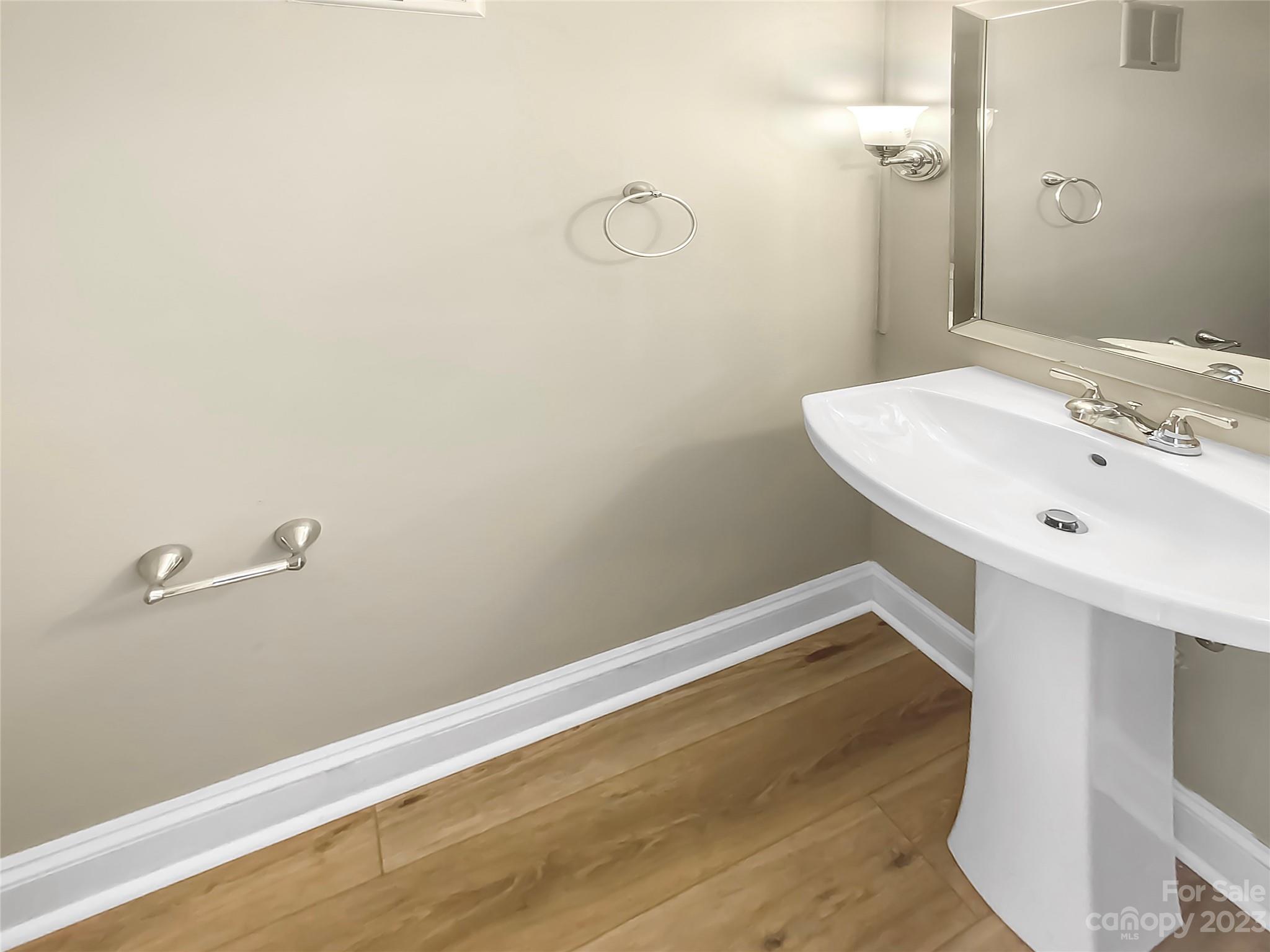 8432 Knights Bridge Road Charlotte, NC 28210 - Photo 10 of 23 Gallery Image 10