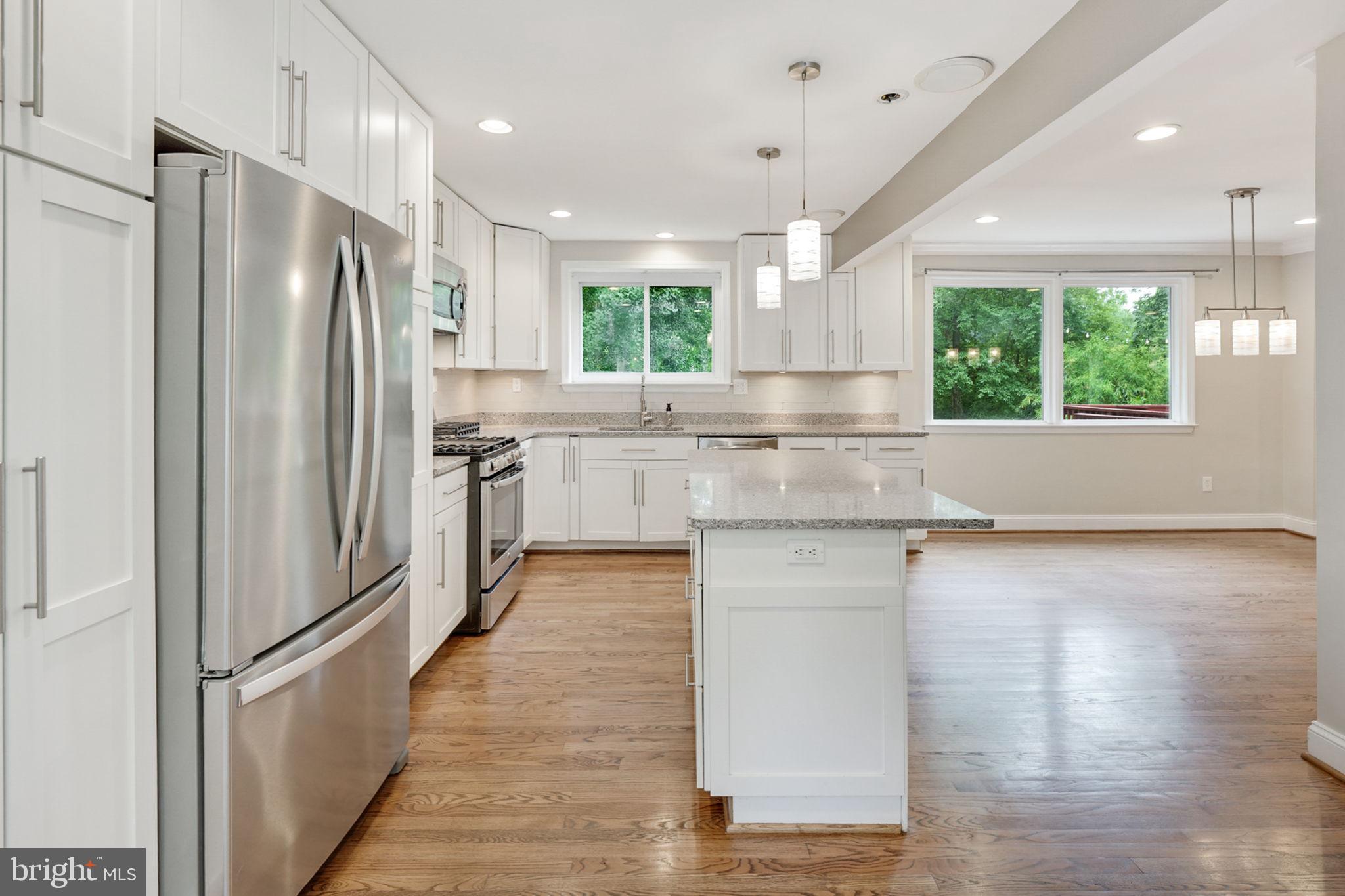 6811 Lemon Road McLean, VA 22101 - Photo 7 of 48