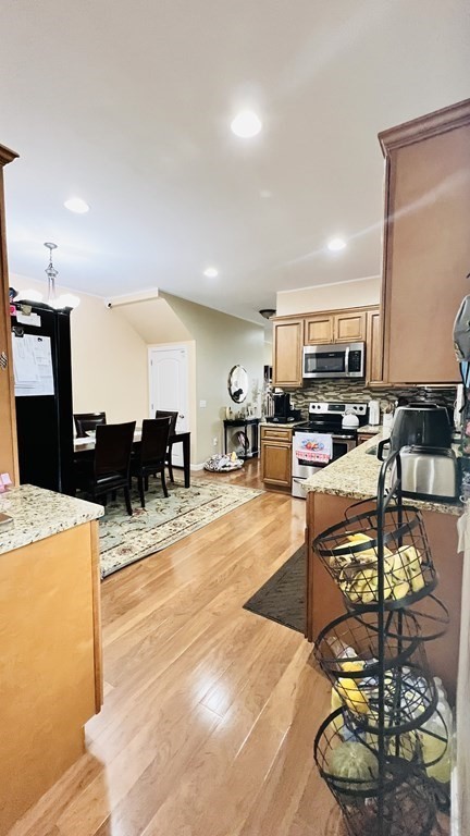 68 Merrick Street West Springfield, MA 01089 - Photo 5 of 34 Gallery Image 5