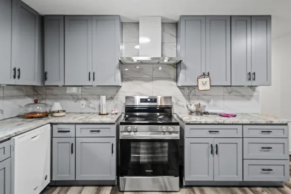 $2,000 | 5825 Walla Avenue, Fort Worth, TX 76133