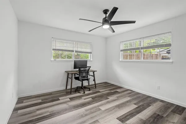 $2,000 | 5825 Walla Avenue, Fort Worth, TX 76133