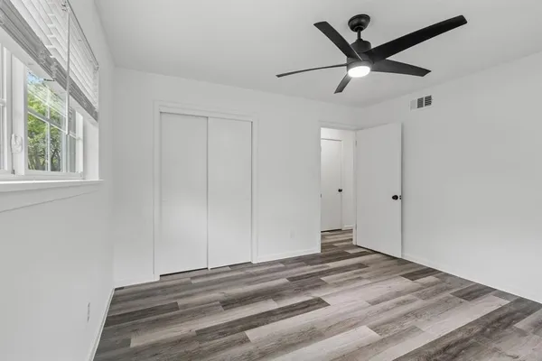 $2,000 | 5825 Walla Avenue, Fort Worth, TX 76133
