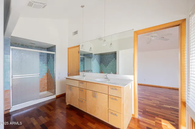 $2,495 | 7110 North 7th Avenue, Phoenix, AZ 85021