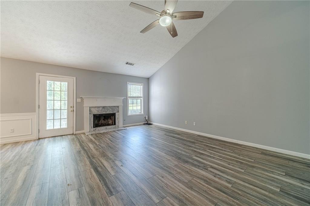 1617 Amhearst Walk Road Lawrenceville, GA 30043 - Photo 4 of 42