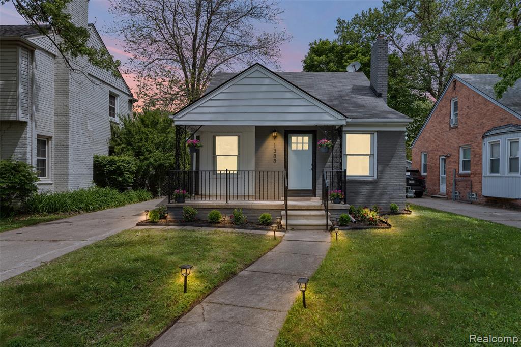 1388 Vernier Road Grosse Pointe, MI 48236 - Photo 1 of 25