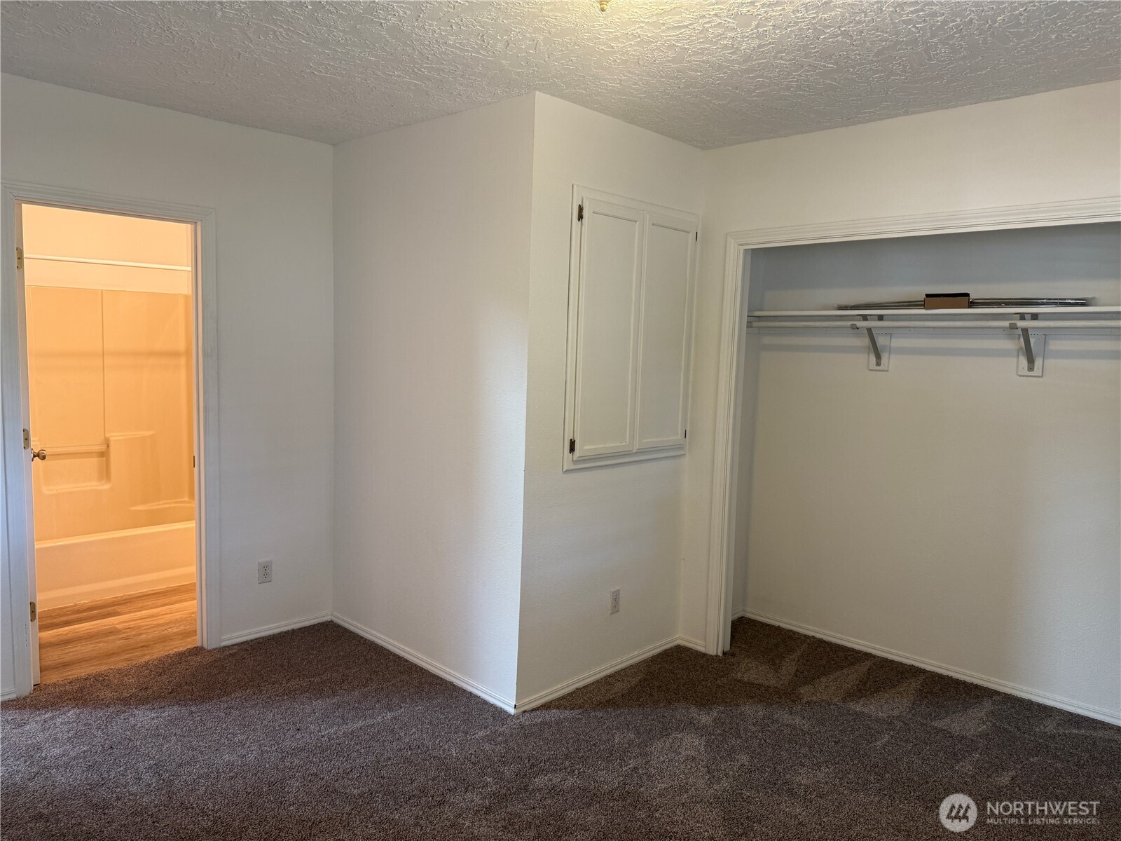 13208 Pacific Way Long Beach, WA 98631 - Photo 20 of 40 a view of an empty room