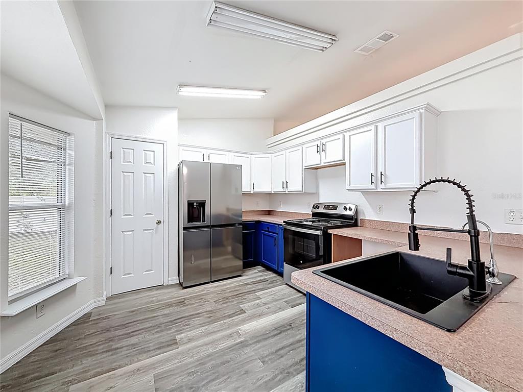 13117 Southwest 33rd Terrace Ocala, FL 34473 - Photo 6 of 26